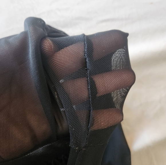 Beautiful Women's Shorts Romper Size medium - Picture 10 of 10